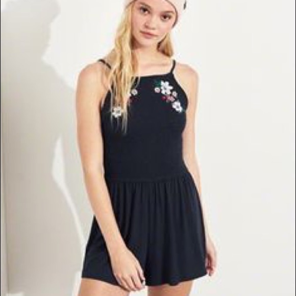 Cute Hollister embroidered romper